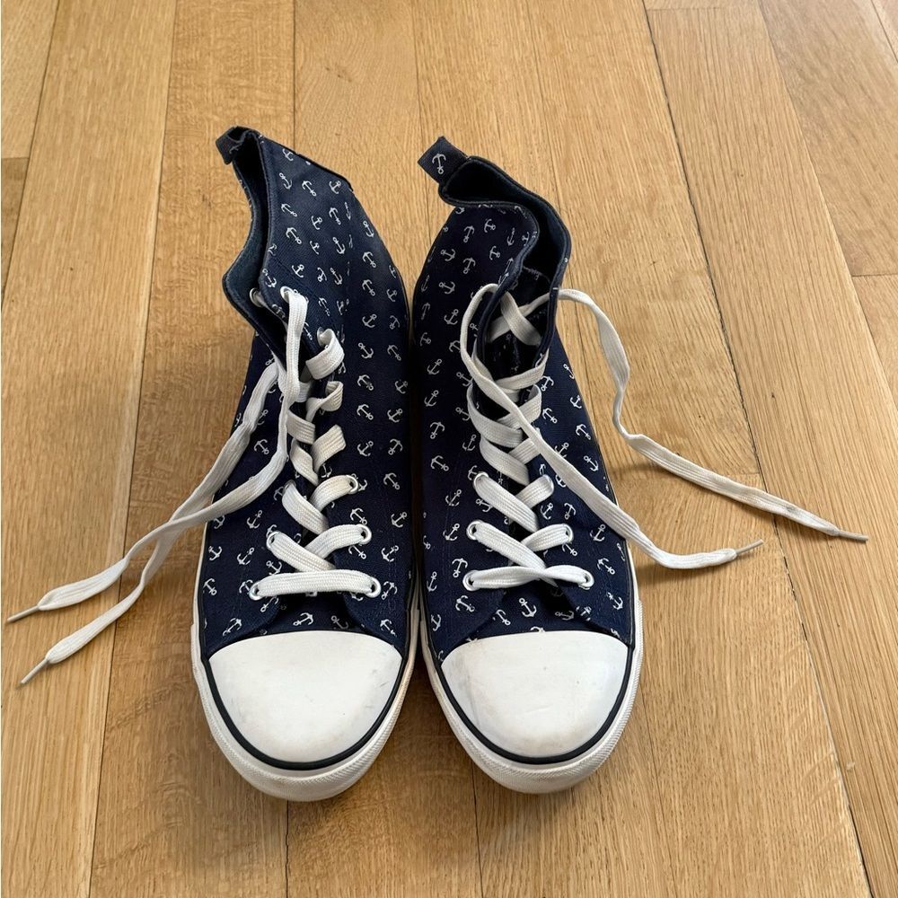 Navy High-Top Men’s Sneakers with Anchor Print